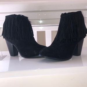 Ankle boots